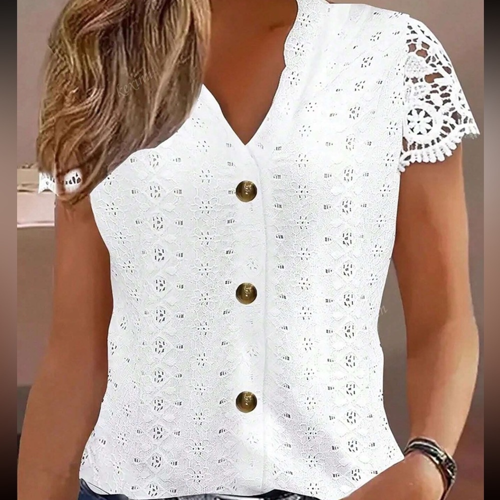 New White Lace short sleeve Top